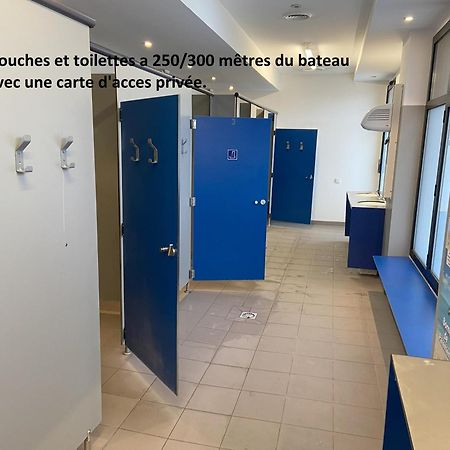 Location Un Petit Voilier Hotell La Rochelle  Exteriör bild