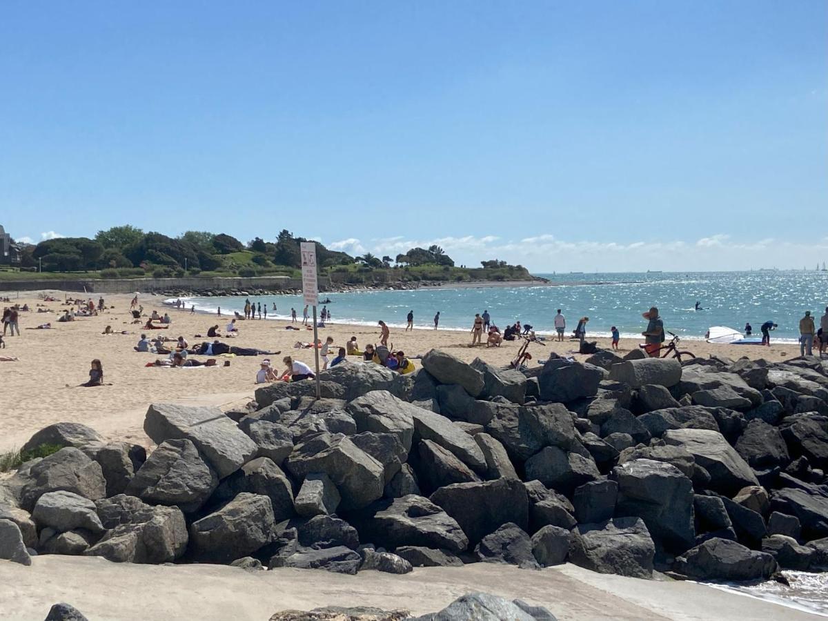 Location Un Petit Voilier Hotell La Rochelle  Exteriör bild