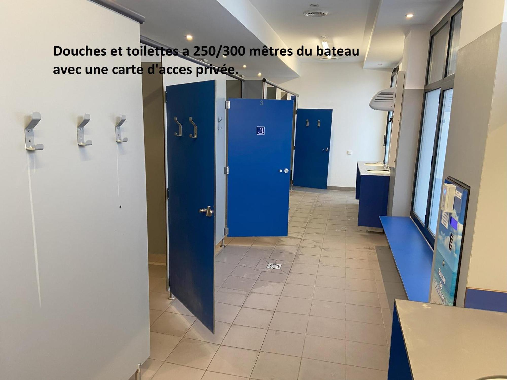 Location Un Petit Voilier Hotell La Rochelle  Exteriör bild
